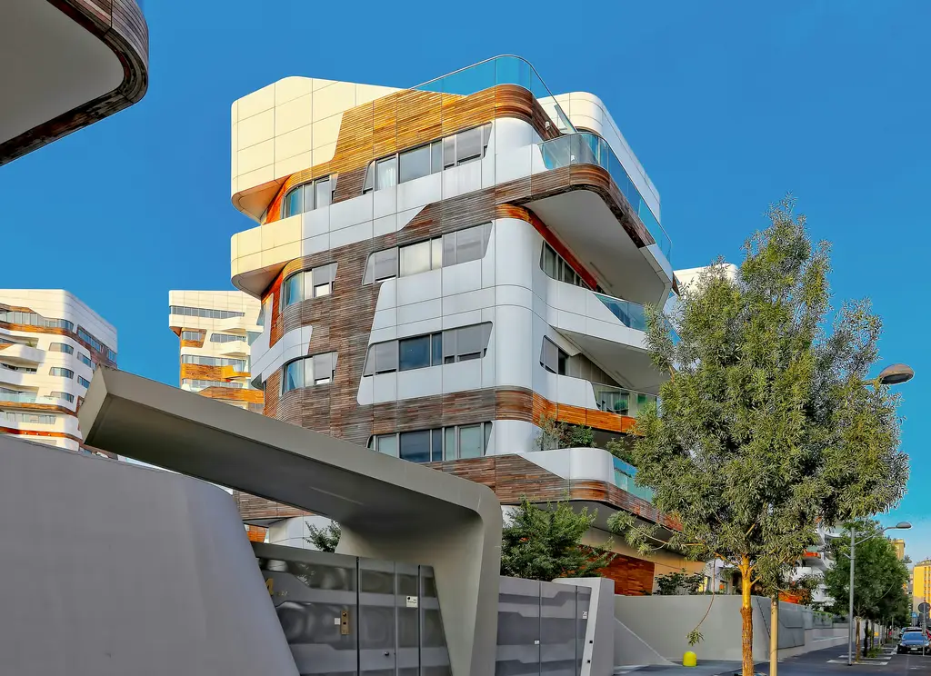 搬運界新勢力！吉利搬運強勢崛起